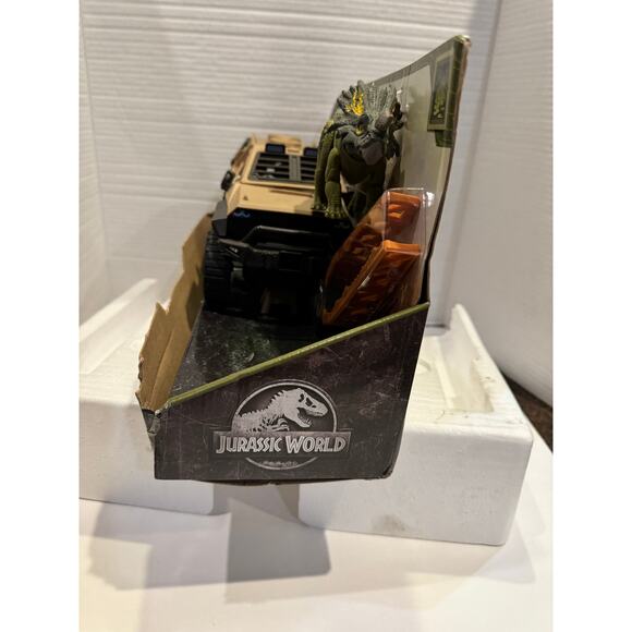 Jurassic World Mission Mayhem Truck & Dinosaur Action Figure Toy Set - Picture 7 of 8